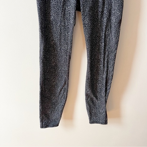 Athleta Lightning Static 7/8 Tight Yoga Fitness Pant #511146 Size Medium Black - Picture 5 of 11